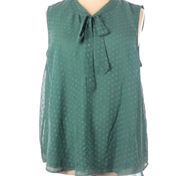 Doe & Rae Tops - Doe & Rae Sleeveless Tie Neck Top Green